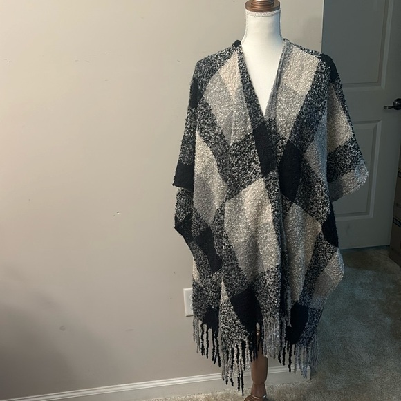 Plaid Textured Wrap Sweater Poncho Scarf - Picture 2 of 5